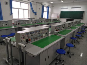 通用電工電子實(shí)驗(yàn)室設(shè)備 電工電子技能實(shí)訓(xùn)臺(tái) 上海碩博教學(xué)儀器公司